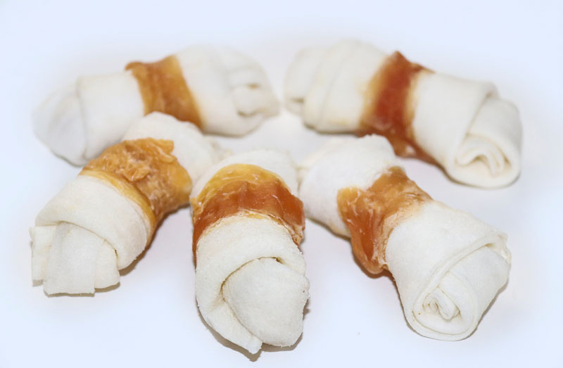 Chicken rolled 2.5 rawhide bone 